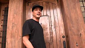 Hey, pressley carter gets bent over for double penetration