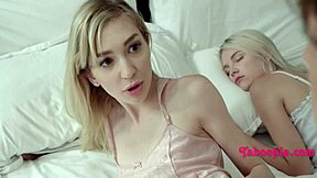 जागो step sis, मुझे टाइट वेट स्पॉट चाहिए बहुत ज्यादा