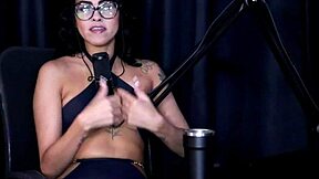 Fat Latina Bia Hot Shares How Internet Changed Her Life in Podcast