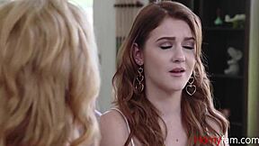 rosalyn sphinx finally agrees to the family fuck plan 😈