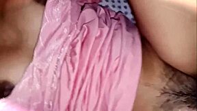 INQUILINA INFIEL ME DEJA ENTRAR A SU CUARTO PARA REVISARLE EL COÑO