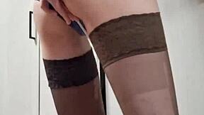 Damn! Sexy Balloons Mistress Elza Kom Dominates with Panty Sniffing Action!