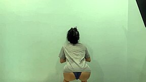 my asian ass shaking just for you