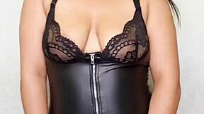 Want To See Me In Naked Spandex Dress Masturbating?