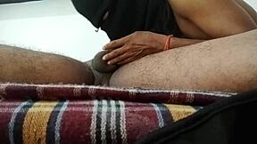 Indian desi aunty gets her pussy fucked hardcore in close-up