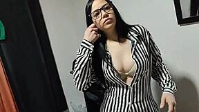 I met Estefani at the mall and she bent over for me.