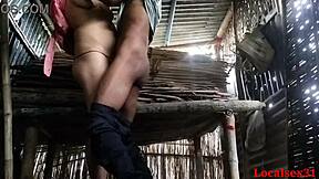 भाभी गांव में आउटडोर सेक्स में किलर ब्लोजॉब देती है, लोकलसेक्स31 द्वारा