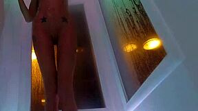 Hot Kendra Cole, want to watch her masturbate in the shower?