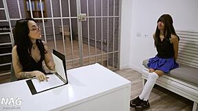 Policia Distraida Feels Intense Emotions Meting La Carcel A La Cachonda Cindy Luna Petite Y Axel Rey