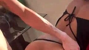 casal fode na janela de prédio para os vizinhos verem 😈