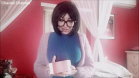 Hell yeah! Chantal squirts hard with her new sex toy!