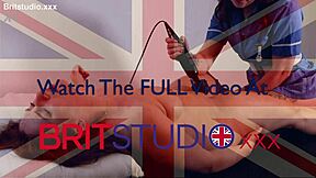 Lesbian massage session turns wet and messy with toys 😏