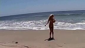 little summer flashing natural tits and pussy at beach! 🌊