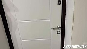 I fucked the late girl courier with her big ass and came on her tits