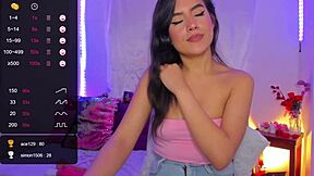 petite julieta venus begs to suck your cock