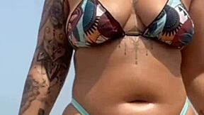 Encontrei Um Fô Na Praia E Deixei Ele Passar Bronzeador Em Mim