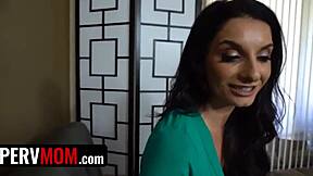 stepmom, you do it like this with stepdad too, don't you?