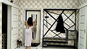 Angie Elif is enjoying a hot solo session of self-pleasure.