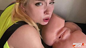 Testing Bestvibe toy in wild threesome with deepthroat action