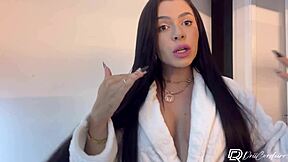 ordered lunch and seduced the delivery guy for a hot blowjob?