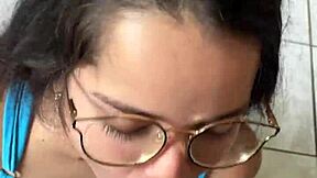 Nerdy brunette gives deep blowjob to Wellington Prado's monster cock from behind in jeans shorts 😍