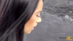 Guy lets stranger fuck his cute gf liliane for cash 💰