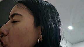 Im traveling and i pay for the company of a latina with a big ass and big tits