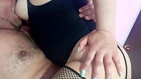 Sexo total en hd con la vaquera sexy valery s�enz madrastra con medias hardcore co�o apretado