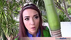 Cute small 18+ teen selling cookies and more, how’s business gonna go today?