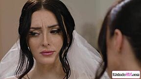 busty babe tribbing with milf girlfriend, who wins?