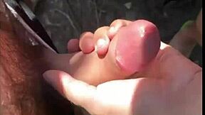 Comi Um Desconhecido Que Estava Batendo Uma Na Trilha Free