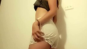 Argentina Milet masturbates outdoors