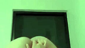 a doña mary le gusta la verga y su esposo no le da me toca cojermela yo