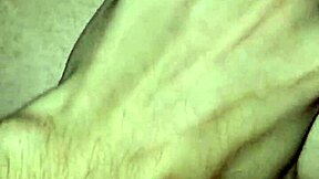 Vagabunda sentando e gozando na rola