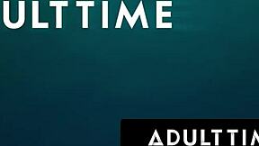 Victoria voxxx and natalie brooks share dick 😏