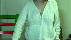 Beauty Fucks Machine with Big Natural Tits