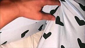 rub my pussy but no penetration leading to shaking orgasm with best friend 😍💦