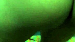 Amateur teen couple reenacts Bonnie and Clyde story