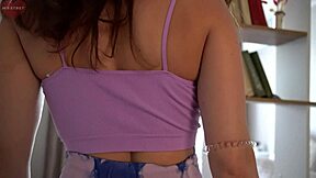 Ripped leggings step sis shakes ass happily in doggystyle with big cock