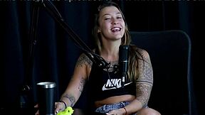 Flor De Damiana Gets Pussy Licked Outdoors