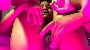 O MELHOR VIDEO AMADOR SEXO HARD COM DOTADO E MUITO SQUIRTING INTENSO