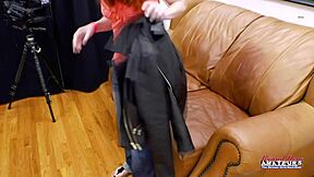 Dezi Rae fingerfucks and deepthroats