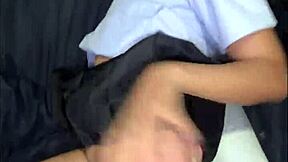 je me fais baiser dans uniforme scolaire 😍