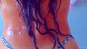 college girls masturbate in shower, latina with big ass reaches orgasm