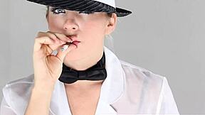 Hot Dahlia Sky's solo fun with pussy and tits 😍