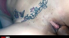 i fel that big dik so hard in my pusyy, im a hot brunet with a juicy as