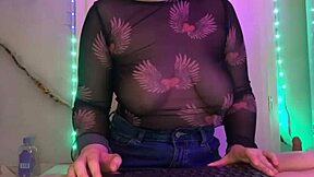 i fuck my pussy with big dildo and cum hard