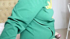 teen gets pussy licked while sucking cock