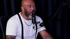 Dad Saw Nude Video, Spit On Pussy 😏