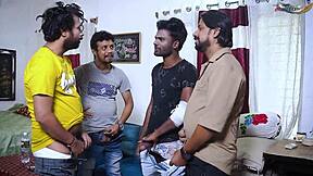 क्या देसी मल्लू भाभी चार लोकल बॉयज के साथ अकेली हार्डकोर गैंगबैंग करती है?